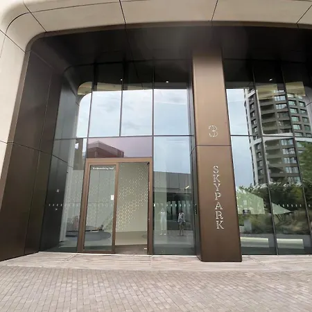 -sky House-domuses Apartments- Luxurious With Parking Bratislava