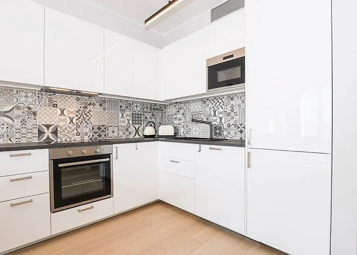 -sky House-domuses Apartments- Luxurious With Parking Apartment